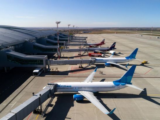 В России продлили ограничение работы аэропортов