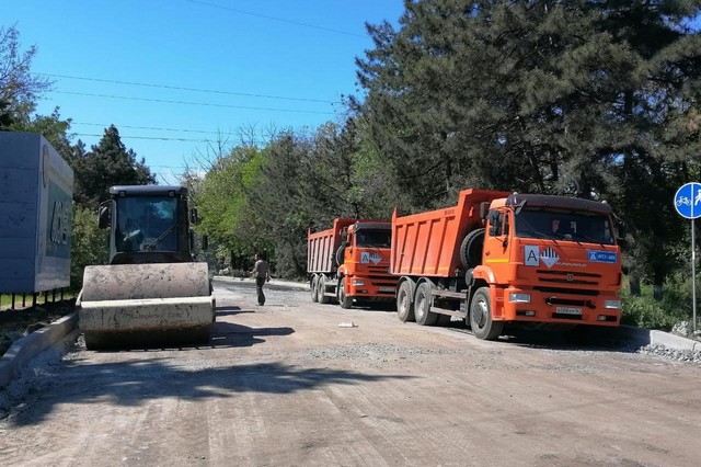 В Азове завершается капремонт дороги по ул. Промышленной