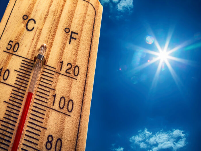 Будет жарко: температура воздуха на выходных поднимется до +36 градусов