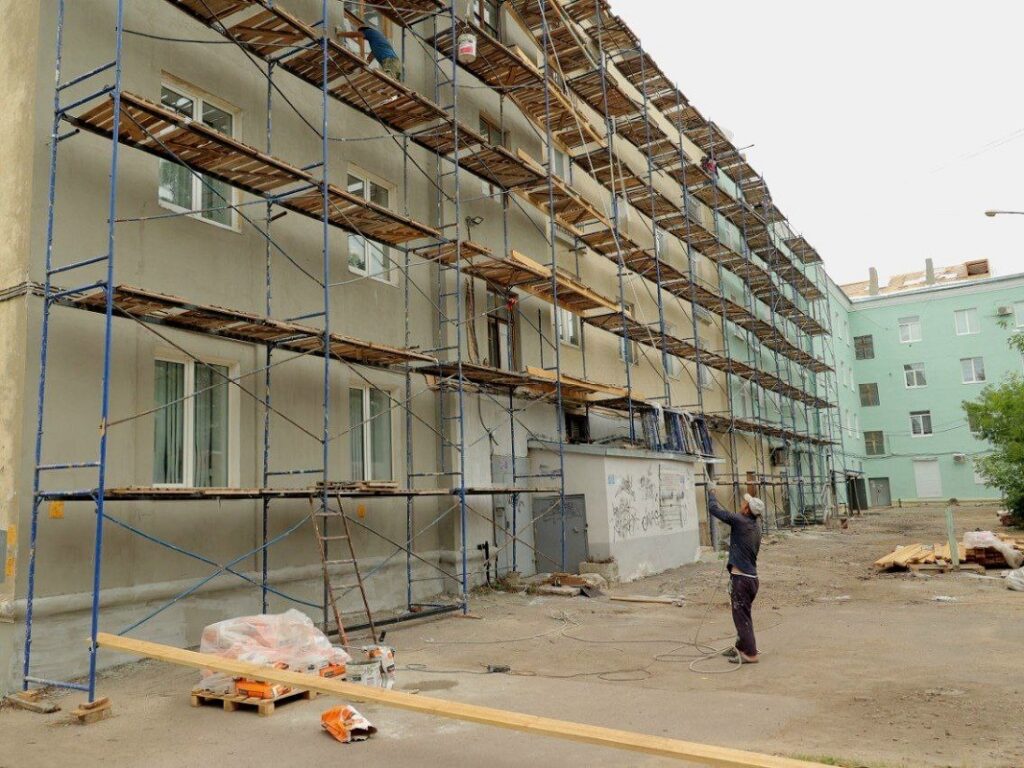 Более 50 многоквартирных домов отремонтируют в Азове