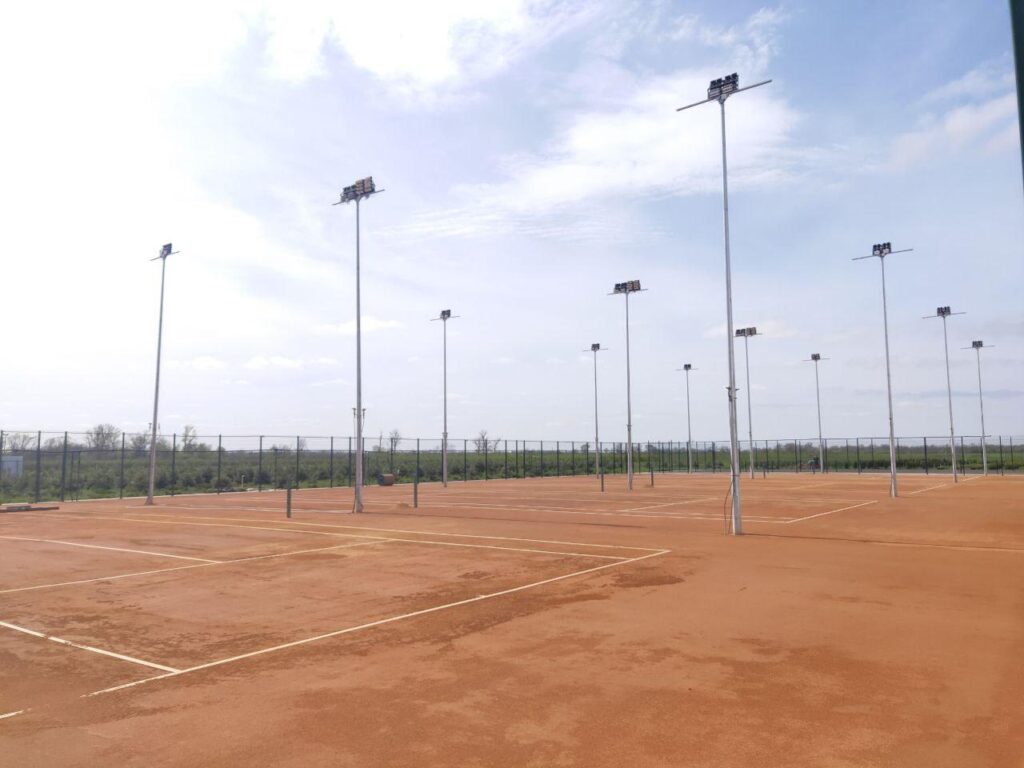 «Донская академия тенниса» в Азовском районе откроет новые корты