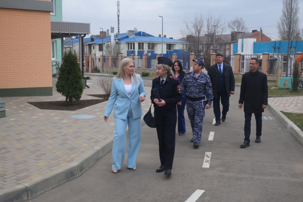 В Ростовской области проверили безопасность учреждений образования