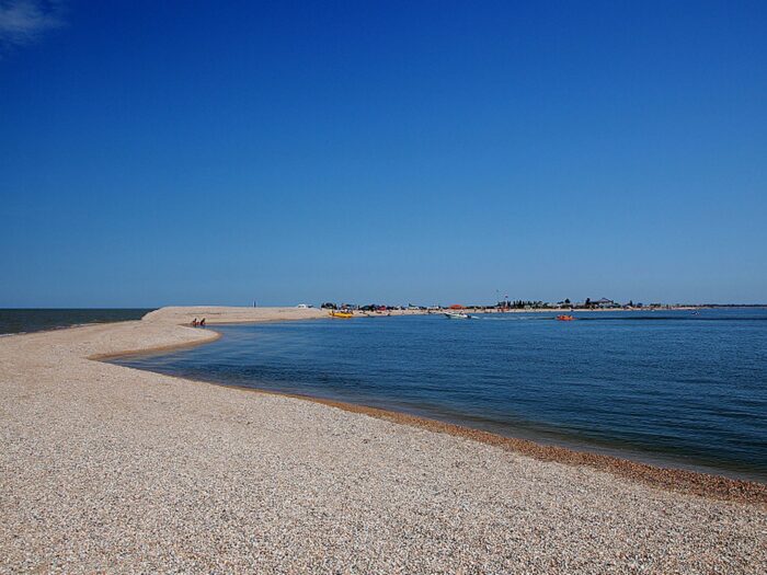 В Азовском районе планируют открыть три новых пляжа